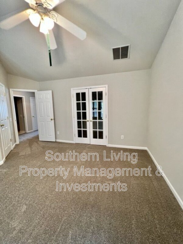 Building Photo - 8214 Drakeview Ct