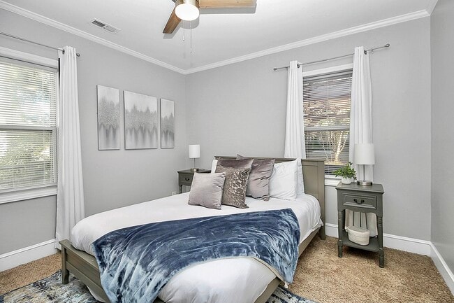 Building Photo - 1200 Fordham Rd