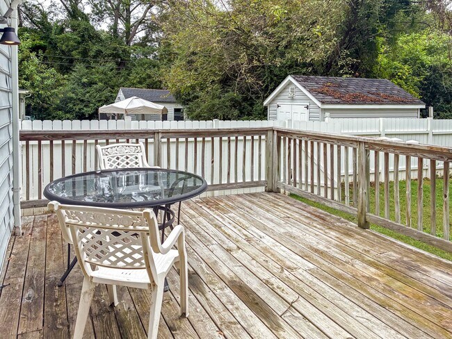 Building Photo - Charming 2BR Home in the Westover Area – A...