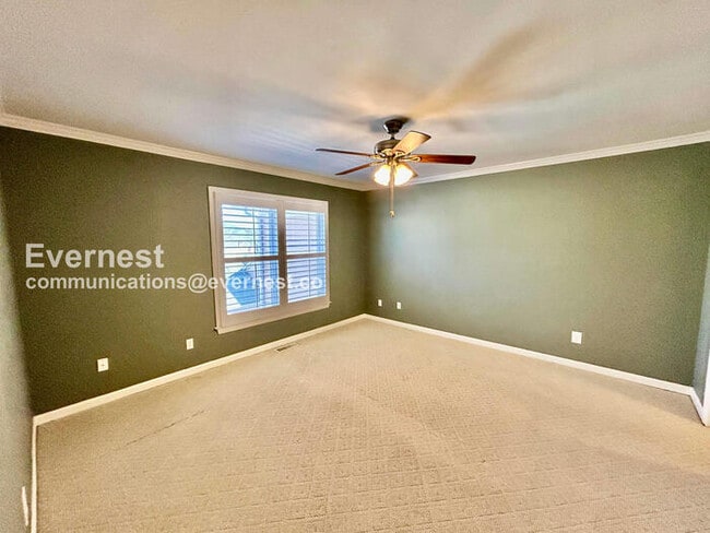 Building Photo - 7500 Roswell Rd