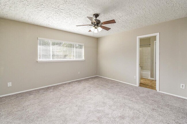 Building Photo - 21510 Slippery Creek Ln