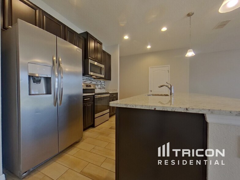 Building Photo - 2275 Kelmscott Ct