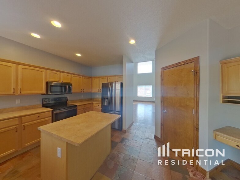 Building Photo - 4329 Centerville Dr