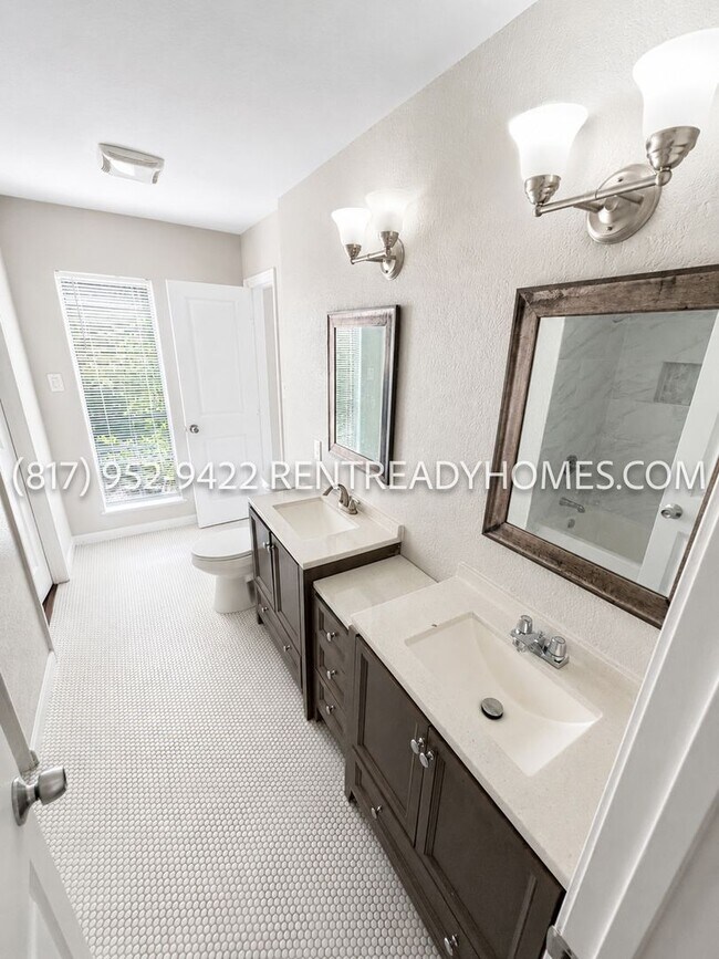Building Photo - 3811 O B Crowe Dr
