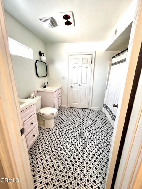 Building Photo - 4982 Lafayette St