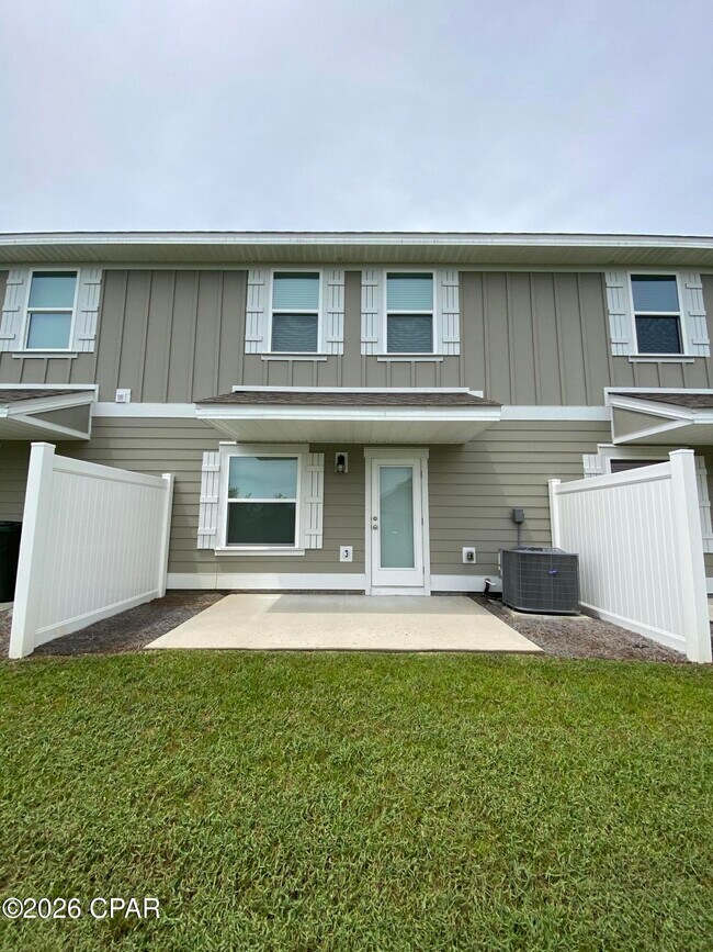 Building Photo - 1611 Caleigh Ct