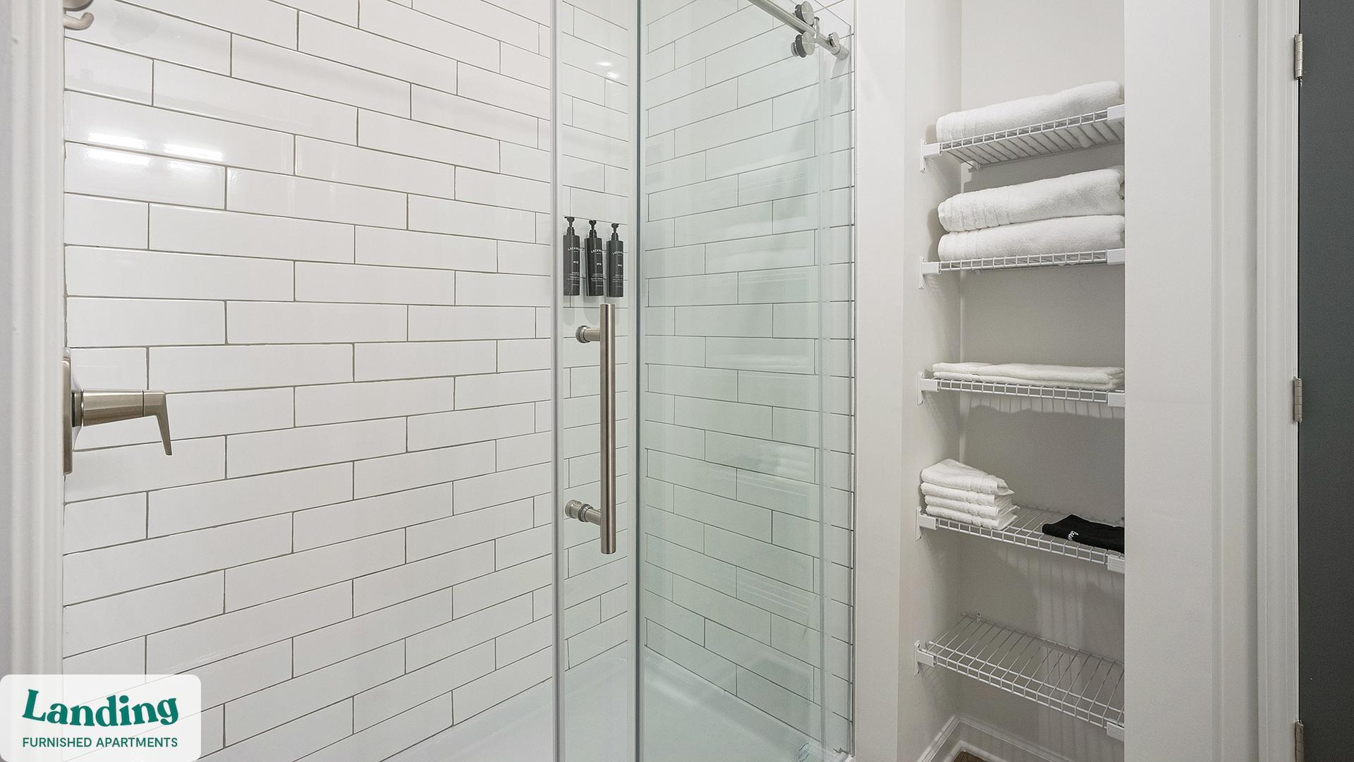 Building Photo - 2800 Milan Ct