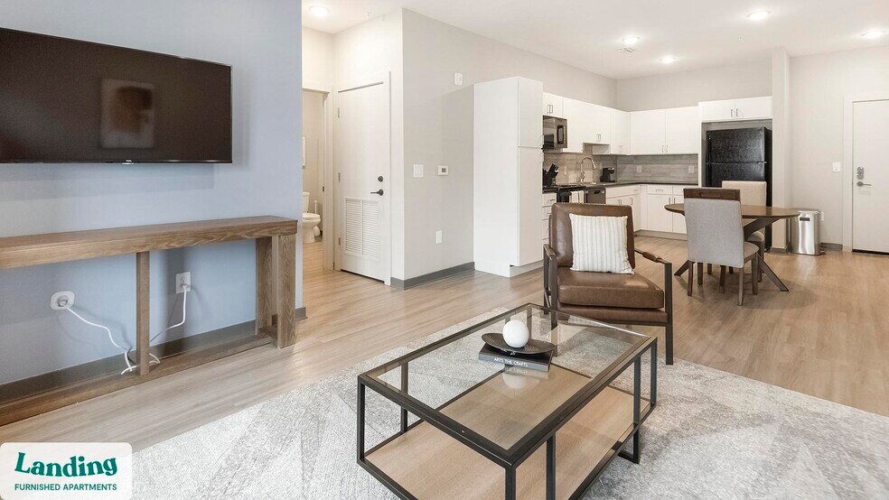 Building Photo - 645 N Front St