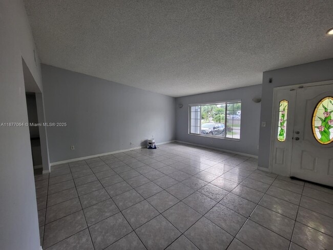 Building Photo - 9749 SW 213th Terrace