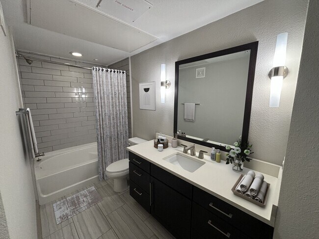 Building Photo - Midtown Living at $1,829 – Limited-Time Sp...