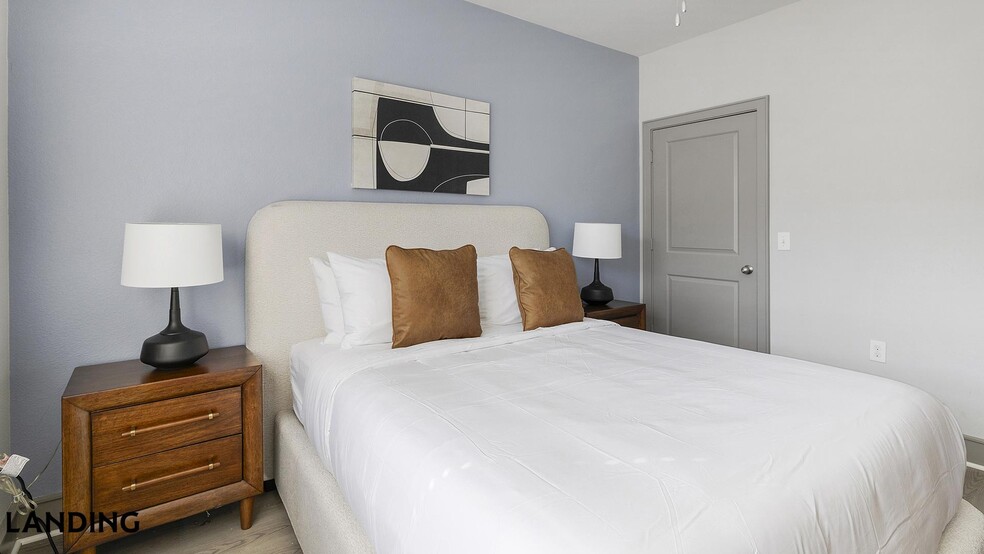 Building Photo - 4689 Mustang Pkwy