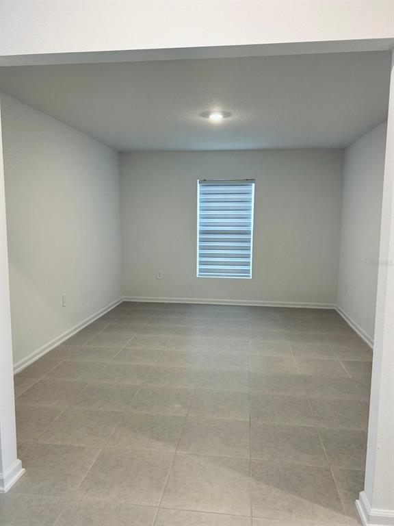 Building Photo - 5056 Barnet Dr