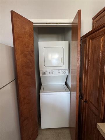 Building Photo - 501 N Washington St