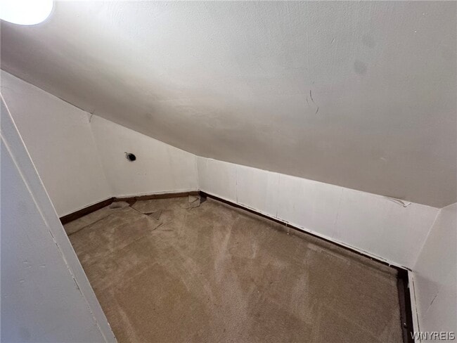 Building Photo - 102 Francis Ave