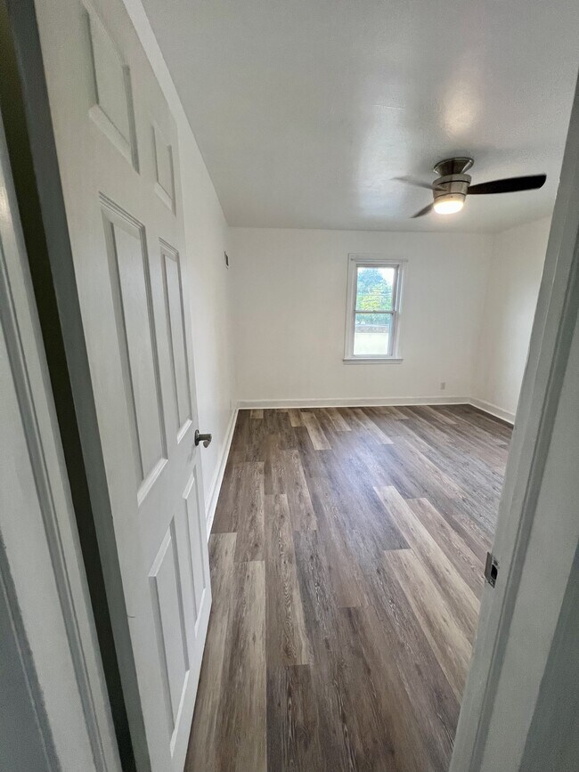 Building Photo - 2861 Horseshoe Pike