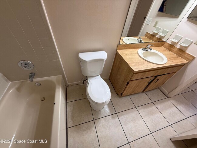 Building Photo - 1514 Clearlake Rd