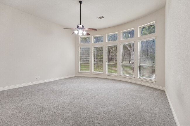 Building Photo - 944 Wilderness Oaks