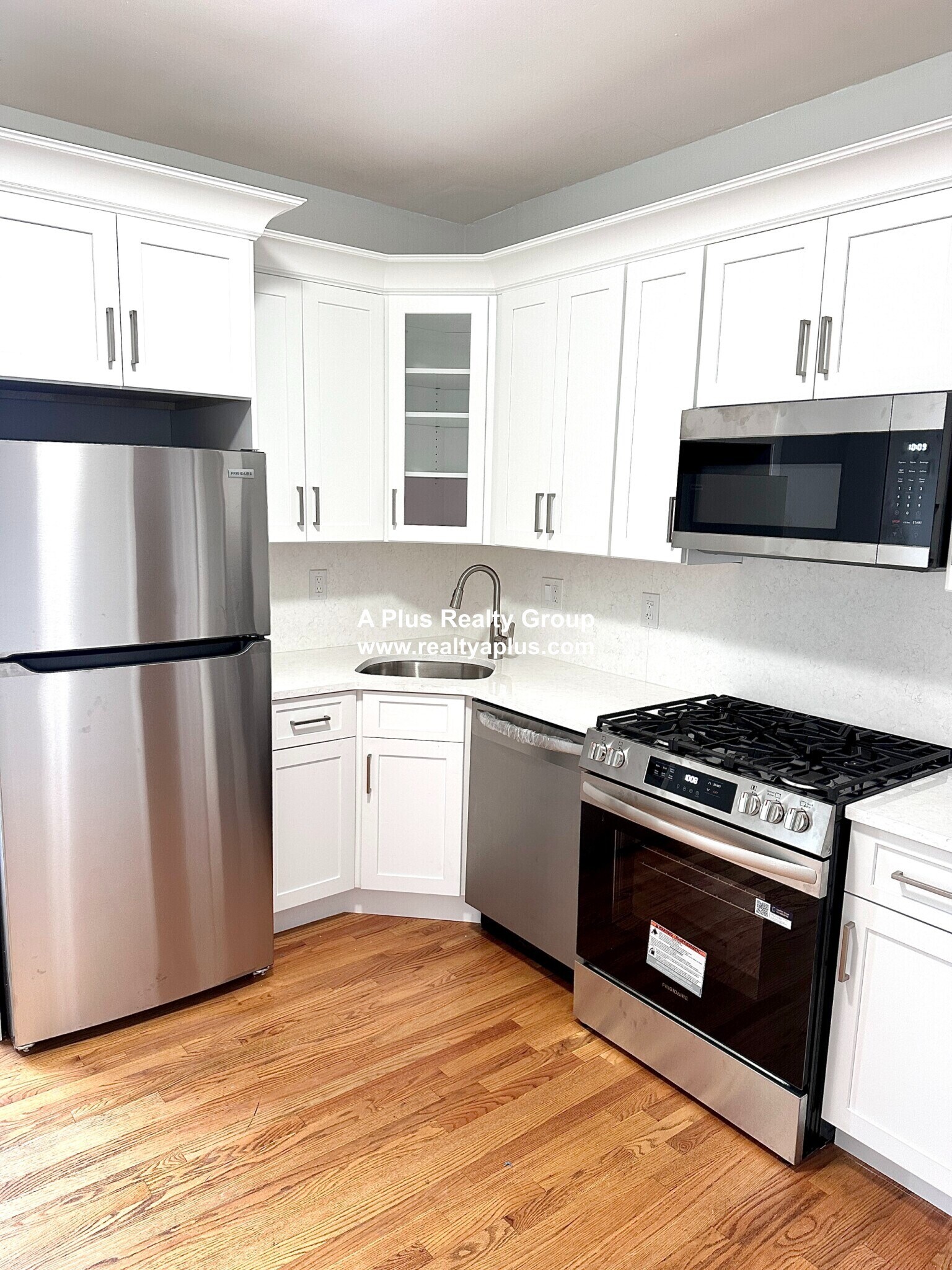 Building Photo - 5 Buckley Ave