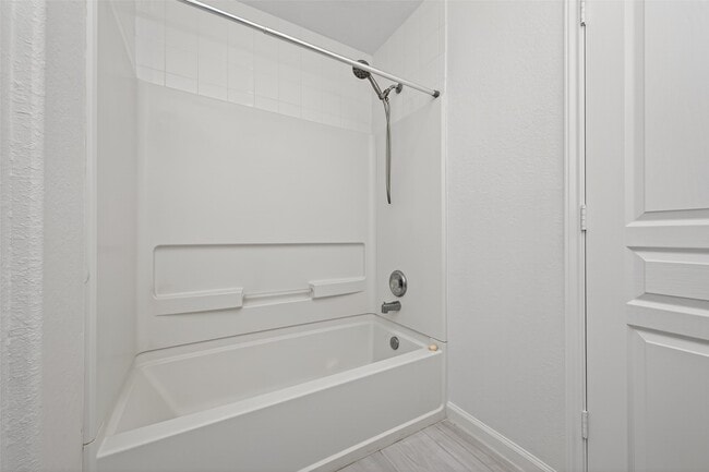 Building Photo - 16827 Libson Falls Dr