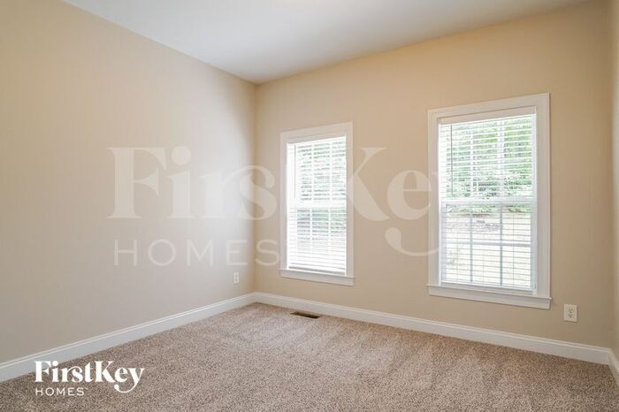 Building Photo - 49 Yellow Daisy Pl