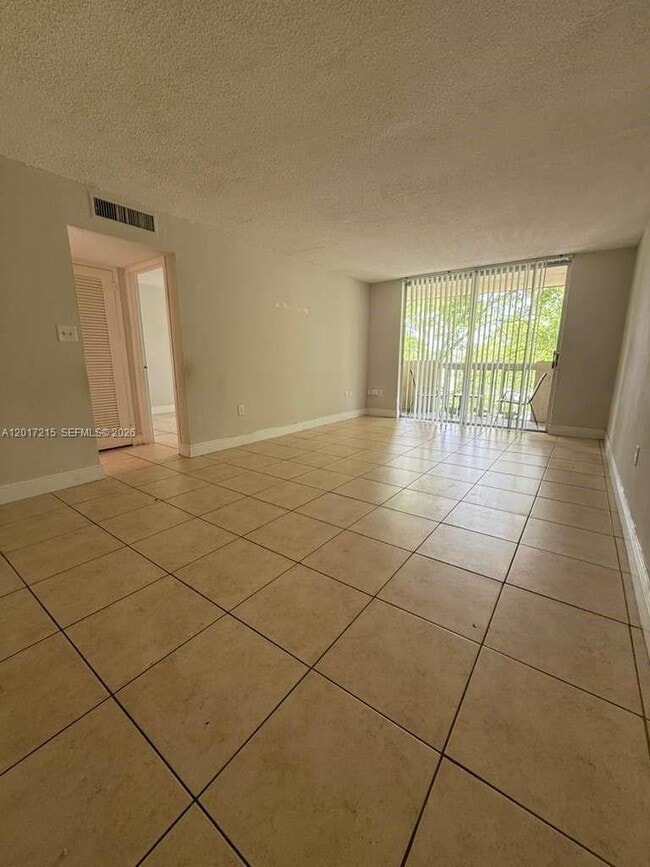 Building Photo - 1800 Sans Souci Blvd