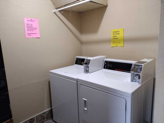 Building Photo - 6403 Padre Blvd