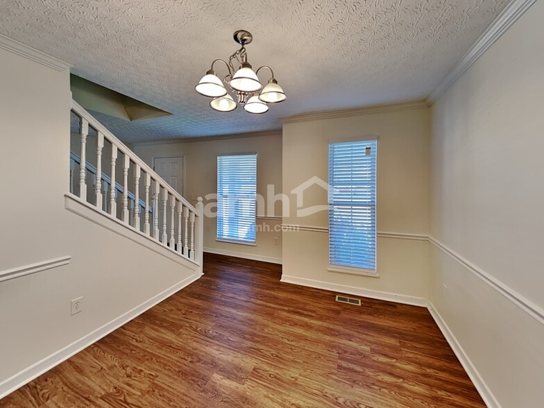 Building Photo - 4513 Edgarton Dr
