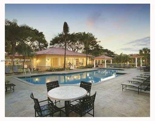 Building Photo - 10717 Cleary Blvd