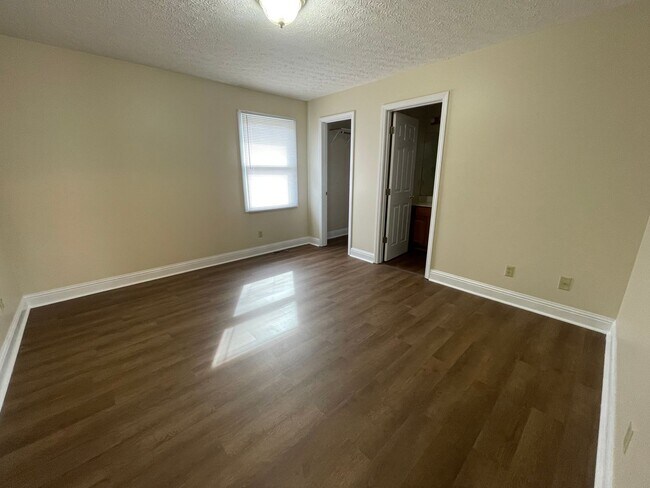 Building Photo - 3425 Legacy Run