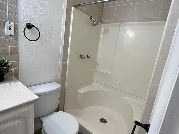 Building Photo - 8936 Angleton Pl