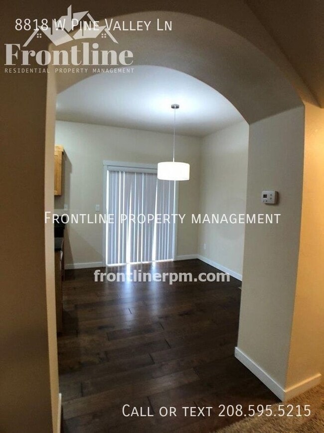 Building Photo - 8818 W Pine Valley Ln