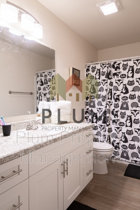 Building Photo - 2345 Aspen Grv Lp