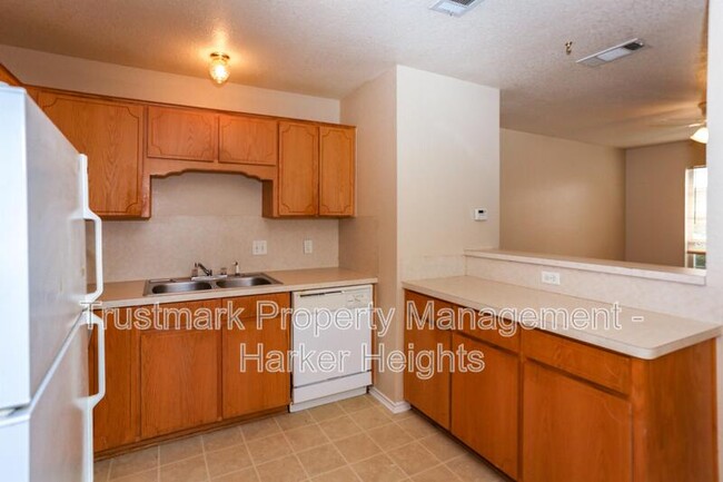 Building Photo - 4501 Mattie Dr