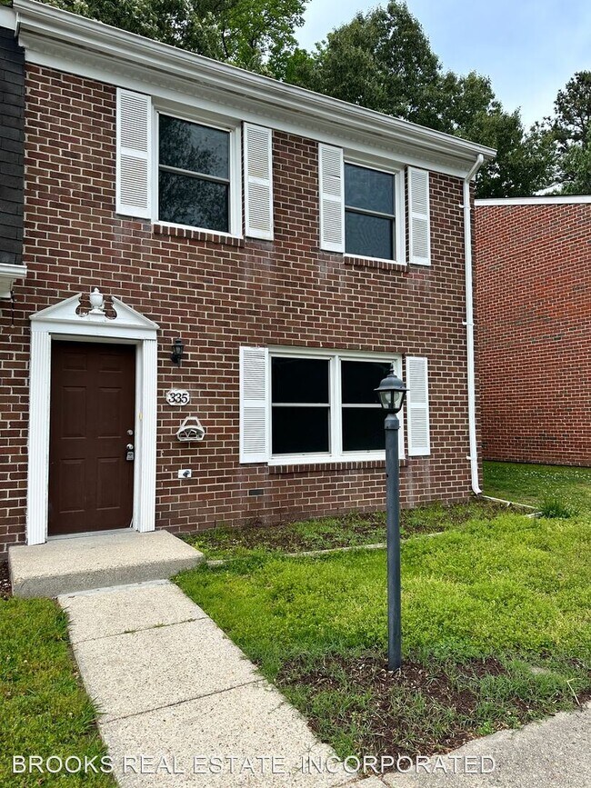 Primary Photo - 3 br, 2.5 bath House - 335 Susan Constant ...