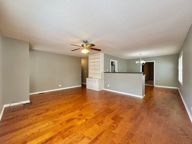 Building Photo - 3 Bedroom/2 Bath House in Batesville