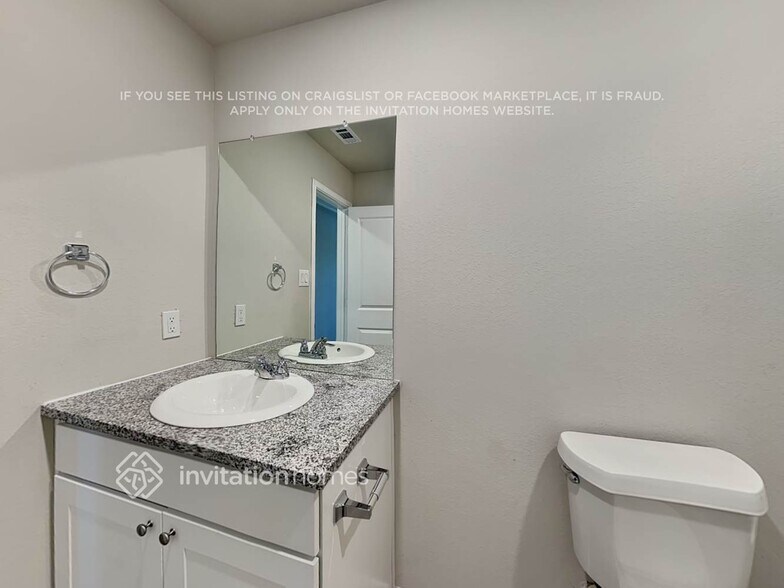 Building Photo - 13726 Harvest Valley