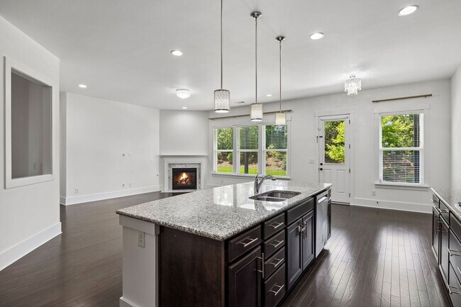 Building Photo - Available now in highly desirable Amelia Park! Beautifully maintained 5-bedroom, 3.5-bath home