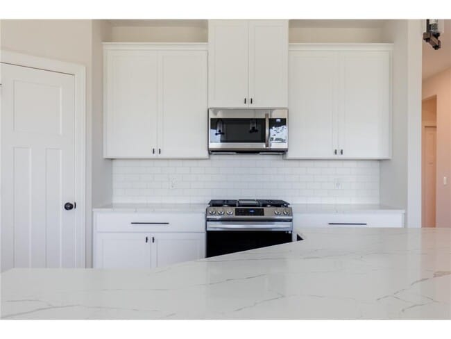 Building Photo - 4817 127th Cir NE