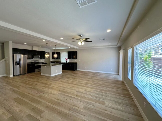 Building Photo - 6392 Tamber Bay Rd