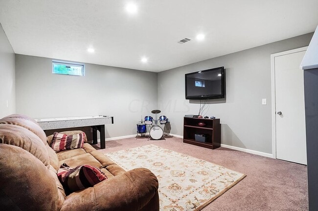 Building Photo - 3021 Cranston Dr