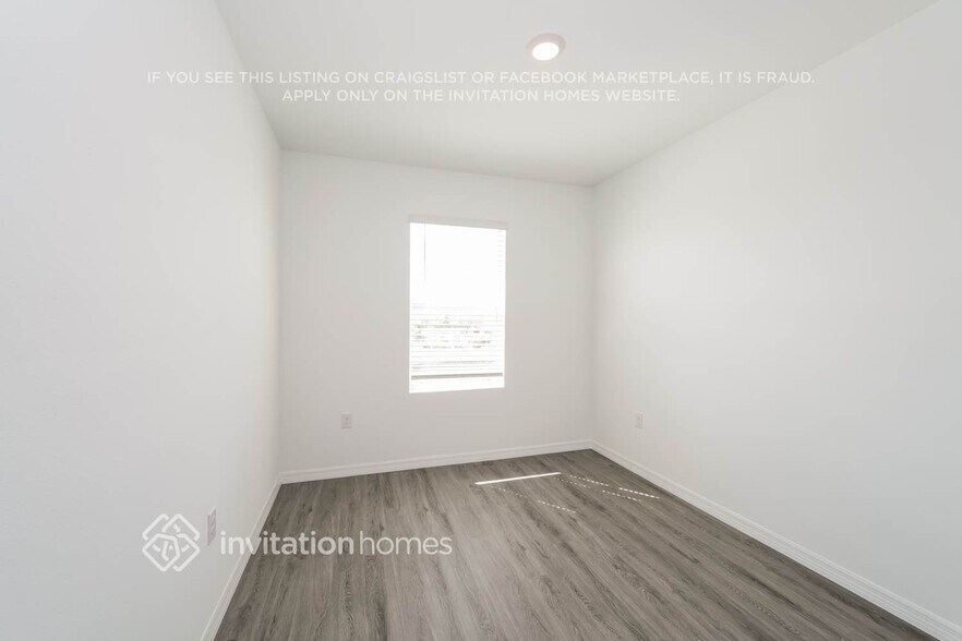 Building Photo - 31223 Monterey Pne St