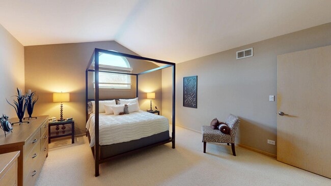 Building Photo - 8305 High Point Cir