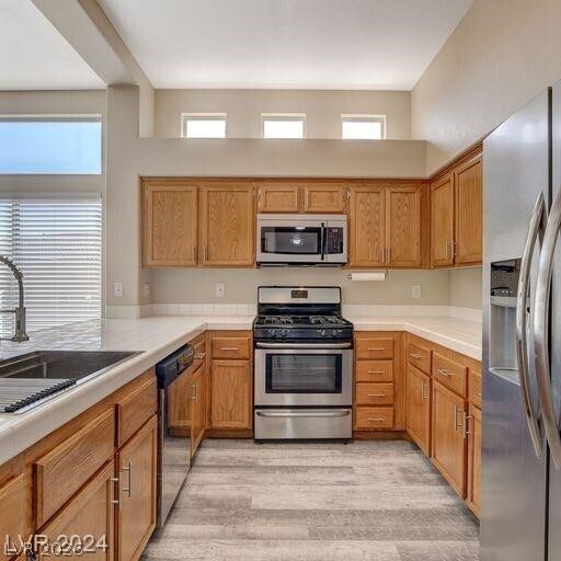 Building Photo - 5022 Vista Loma Way