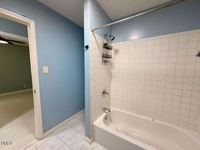 Building Photo - 9315 Castle Falls Cir