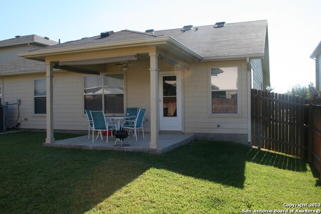 Building Photo - 136 Rattlesnake Way