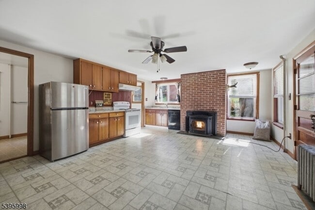 Building Photo - 1028 County Road 519