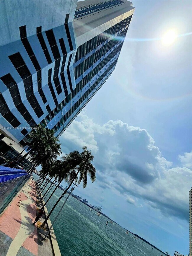 Building Photo - 335 S Biscayne Blvd