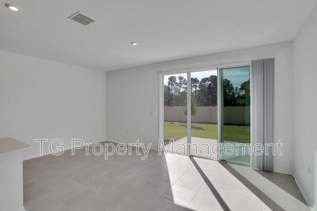 Building Photo - 13092 BACHARA Way