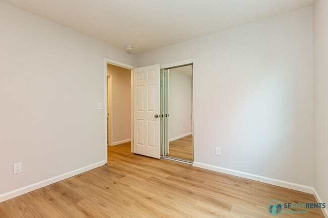 Building Photo - Pacifica: Newly Renovated Single Family Ho...