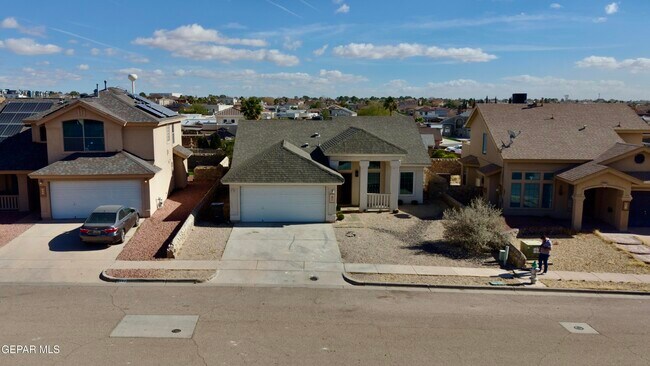 Building Photo - 436 Oakhurst Ln